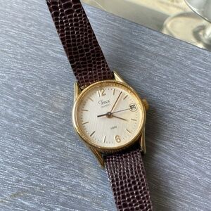 {Timex} Vintage Timex Casual Watch Women Gold Tone, Brown Leather Band